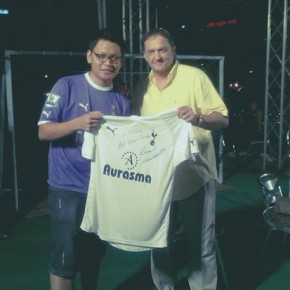 Mabbutt Meets Spurs Sabah Fans